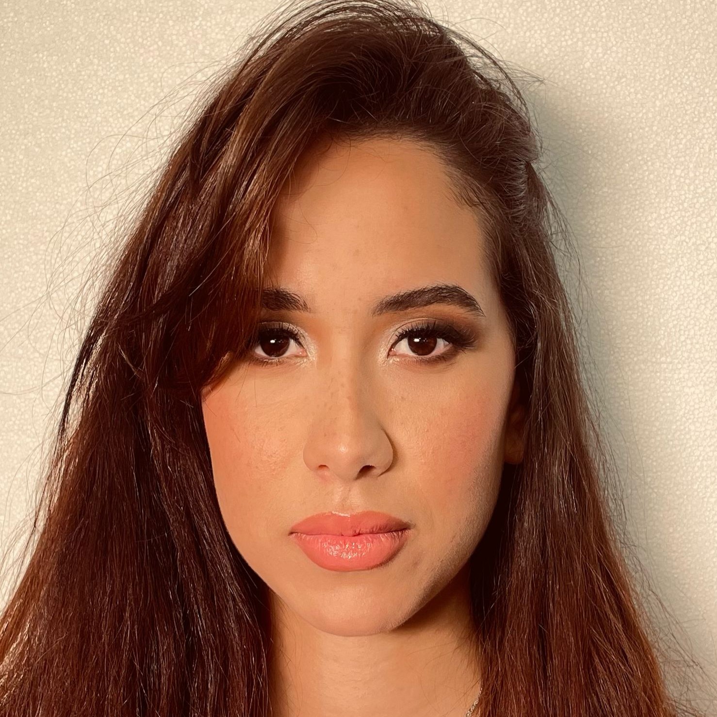 Amina LAKEHAL – Assistante de gestion